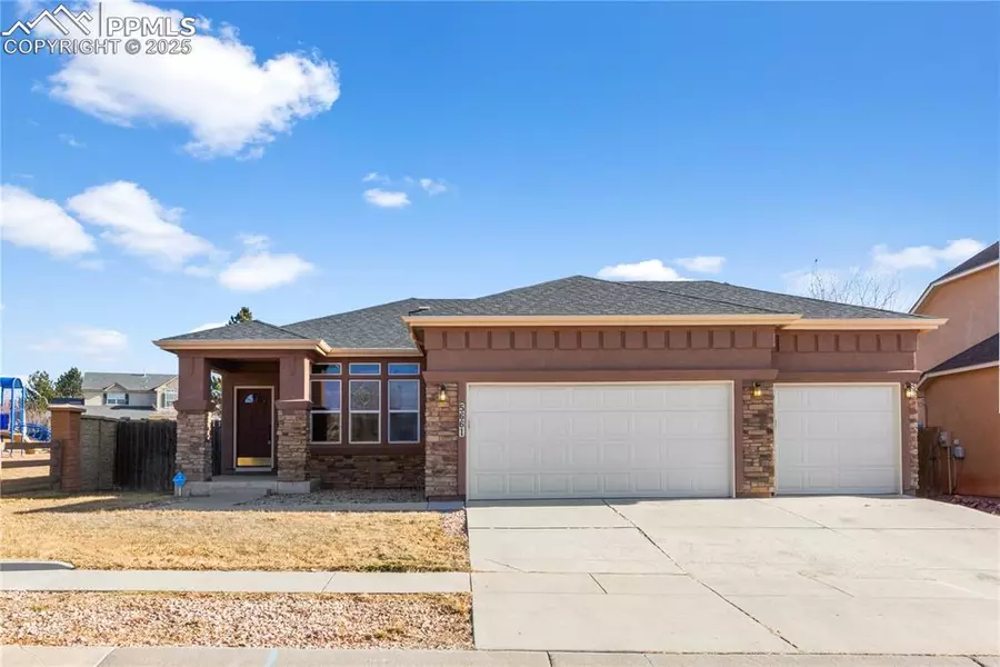 5661 Kenora ST, Colorado Springs, CO 80923