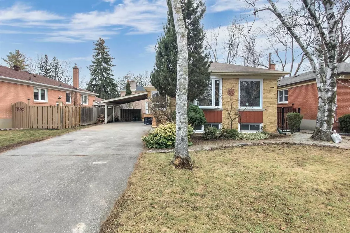 Richmond Hill, ON L4C 4E1,214 Altamira RD #BSMT A