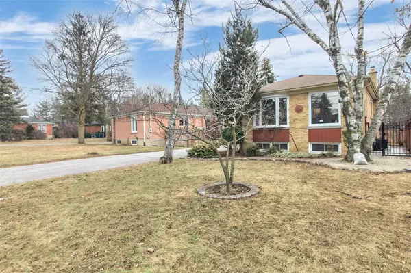 Richmond Hill, ON L4C 4E1,214 Altamira RD #BSMT A