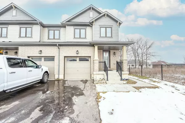 17 Allcroft CT, Hamilton, ON L8J 0H7