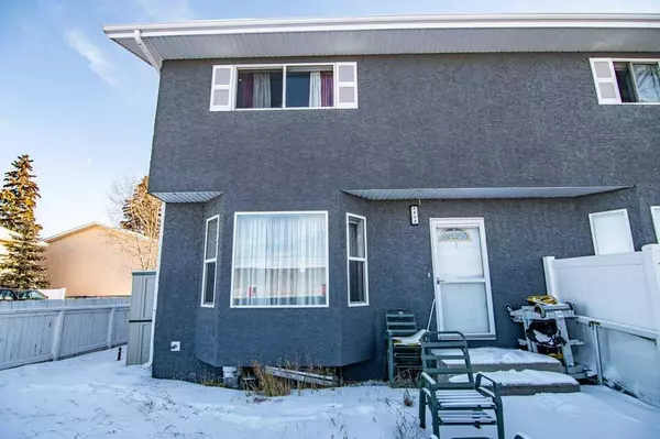 4809 East Railway ST #5, Blackfalds, AB T0M 0J0