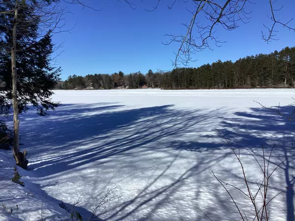 Georgian Bay, ON P0C 1A0,30 Hawkins Point RD