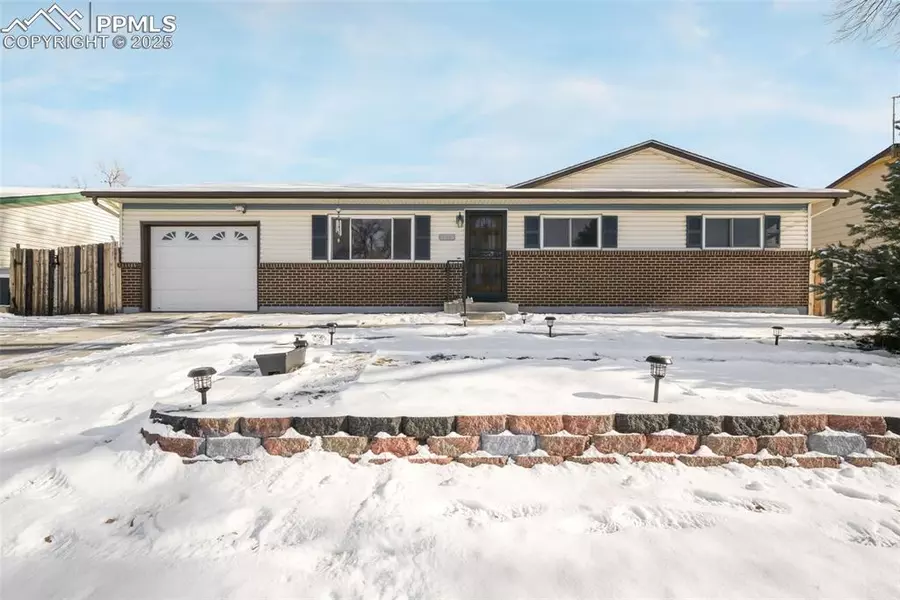 6580 Pahokee DR, Colorado Springs, CO 80915