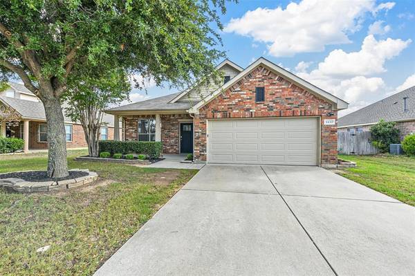 1433 Dun Horse Drive, Fort Worth, TX 76052