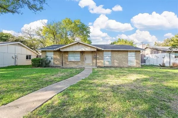 805 Northshore Drive, Garland, TX 75040