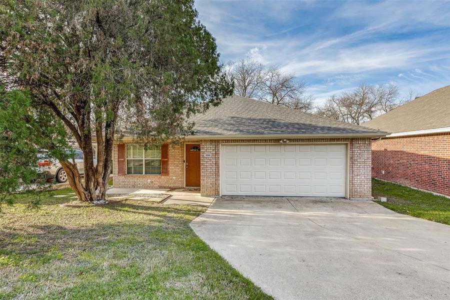 806 Rumfield Road, White Settlement, TX 76108