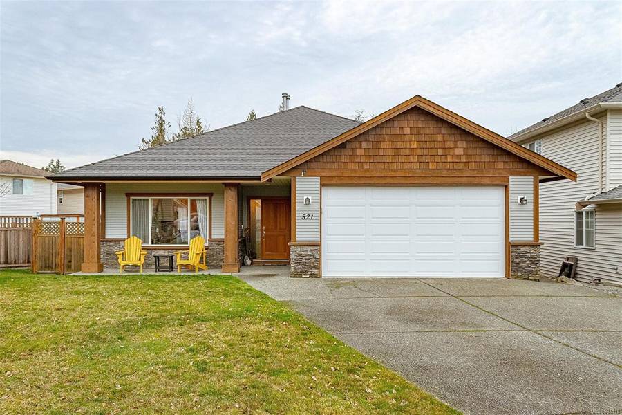 521 Ballou Pl, Ladysmith, BC V9G 2C7