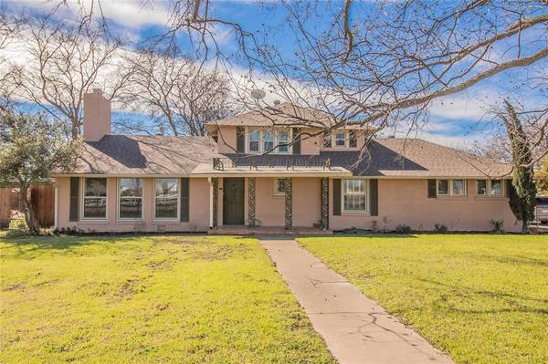 2701 Blue Mound Road W, Fort Worth, TX 76179