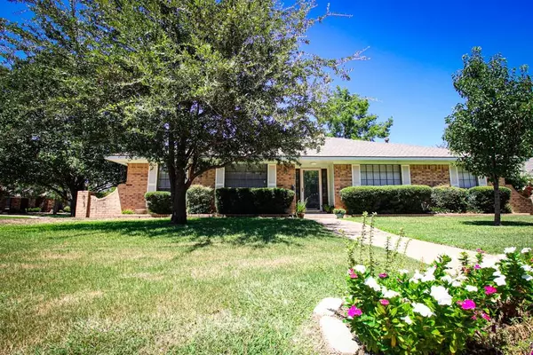 805 Sandpiper Drive, Denton, TX 76205