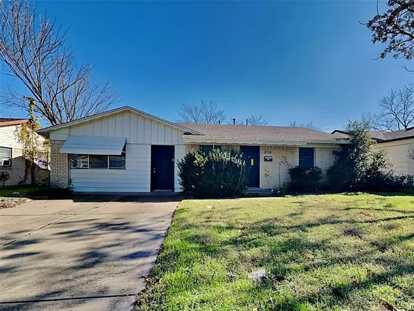 2718 Douglas Avenue, Irving, TX 75062