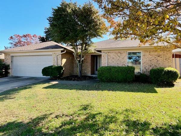 3809 Misty Meadow Drive, Fort Worth, TX 76133