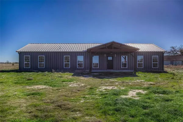 4303 County Road 4804, Wolfe City, TX 75449