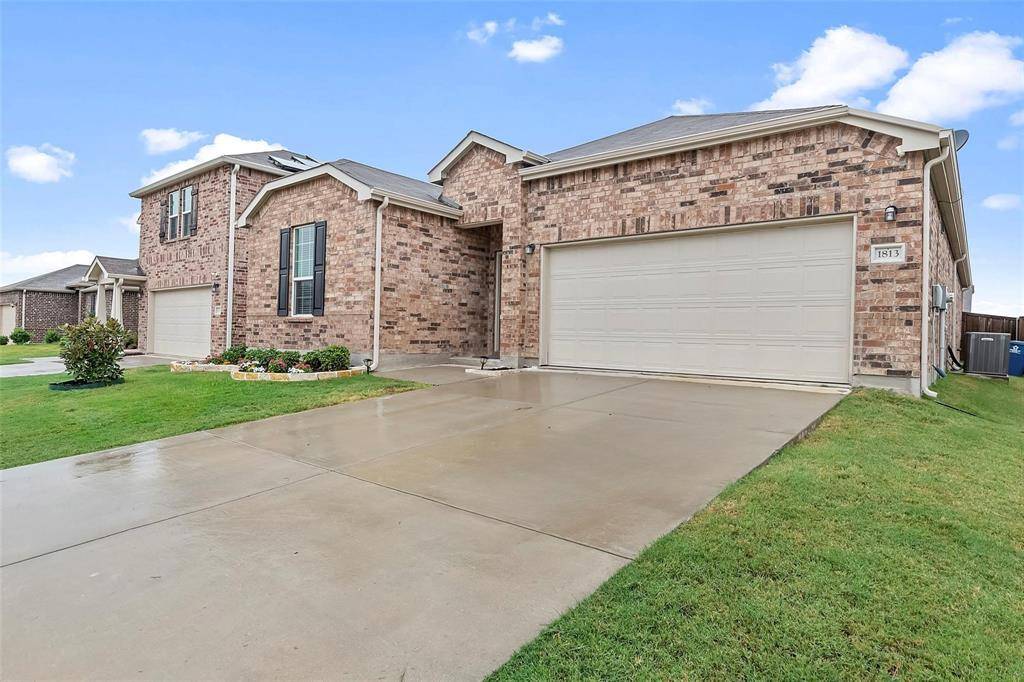 Aubrey, TX 76227,1813 Waggoner Drive