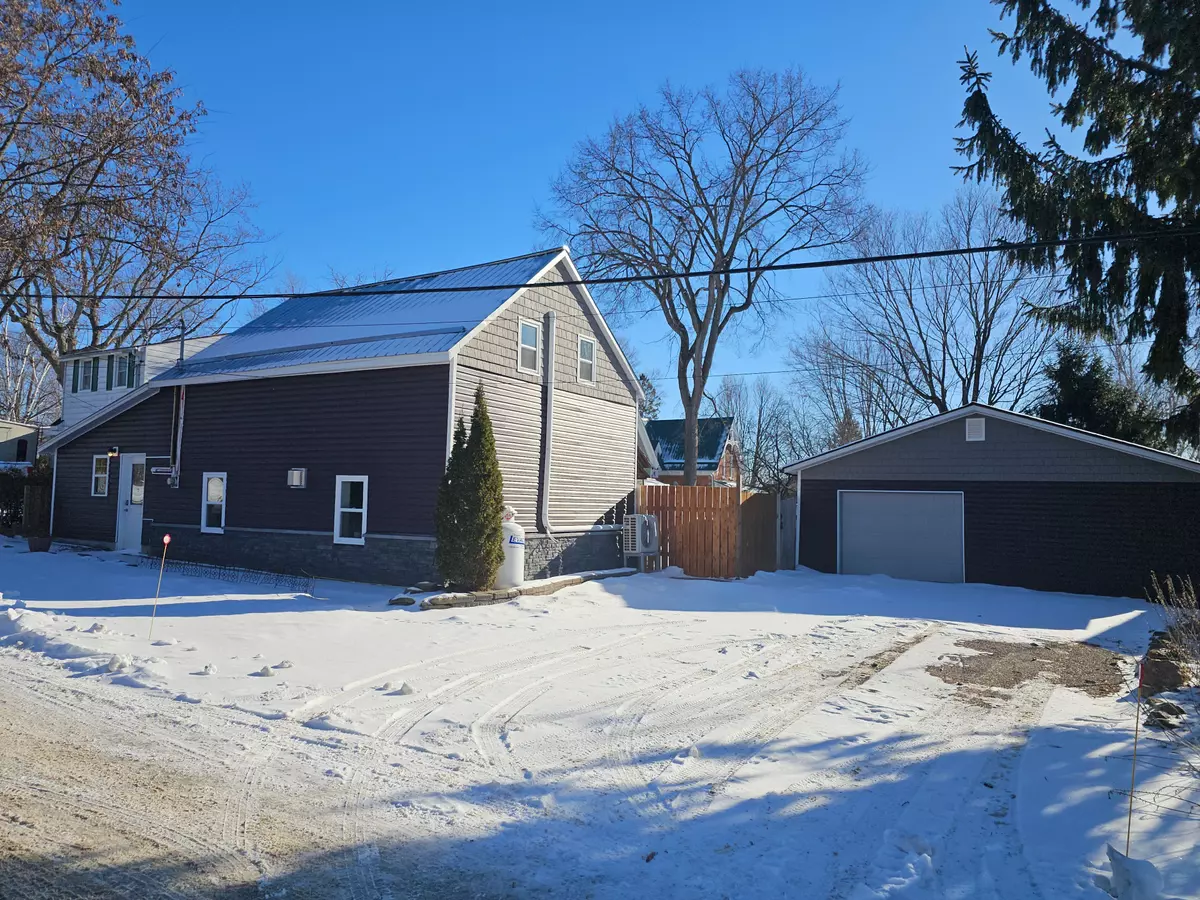 Merrickville-wolford, ON K0G 1N0,118 WILLIAM ST