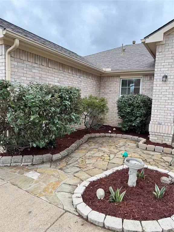 Grand Prairie, TX 75052,5111 Autumn Hill