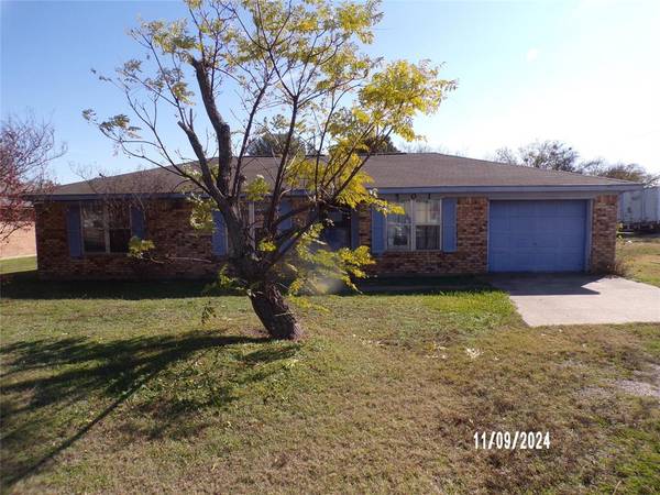 501 E Sycamore Street, Bardwell, TX 75101