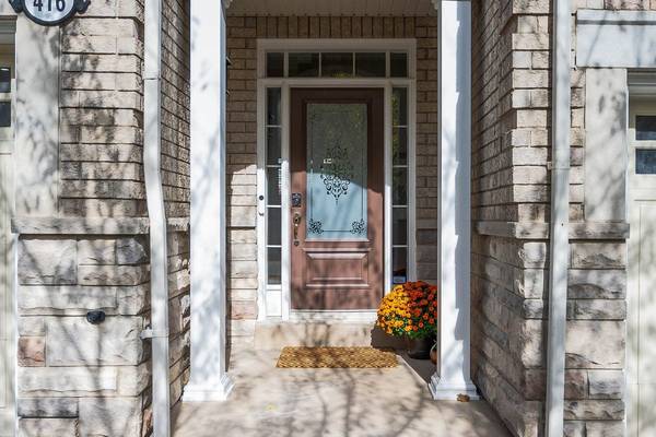 Newmarket, ON L3Y 9G1,416 Terry Carter CRES