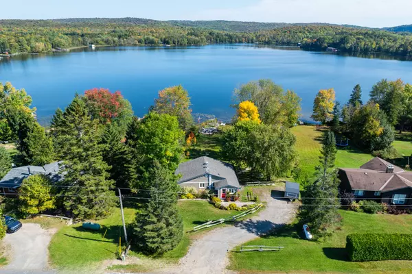 Lake Of Bays, ON P1H 2J6,1111 Maplehurst DR