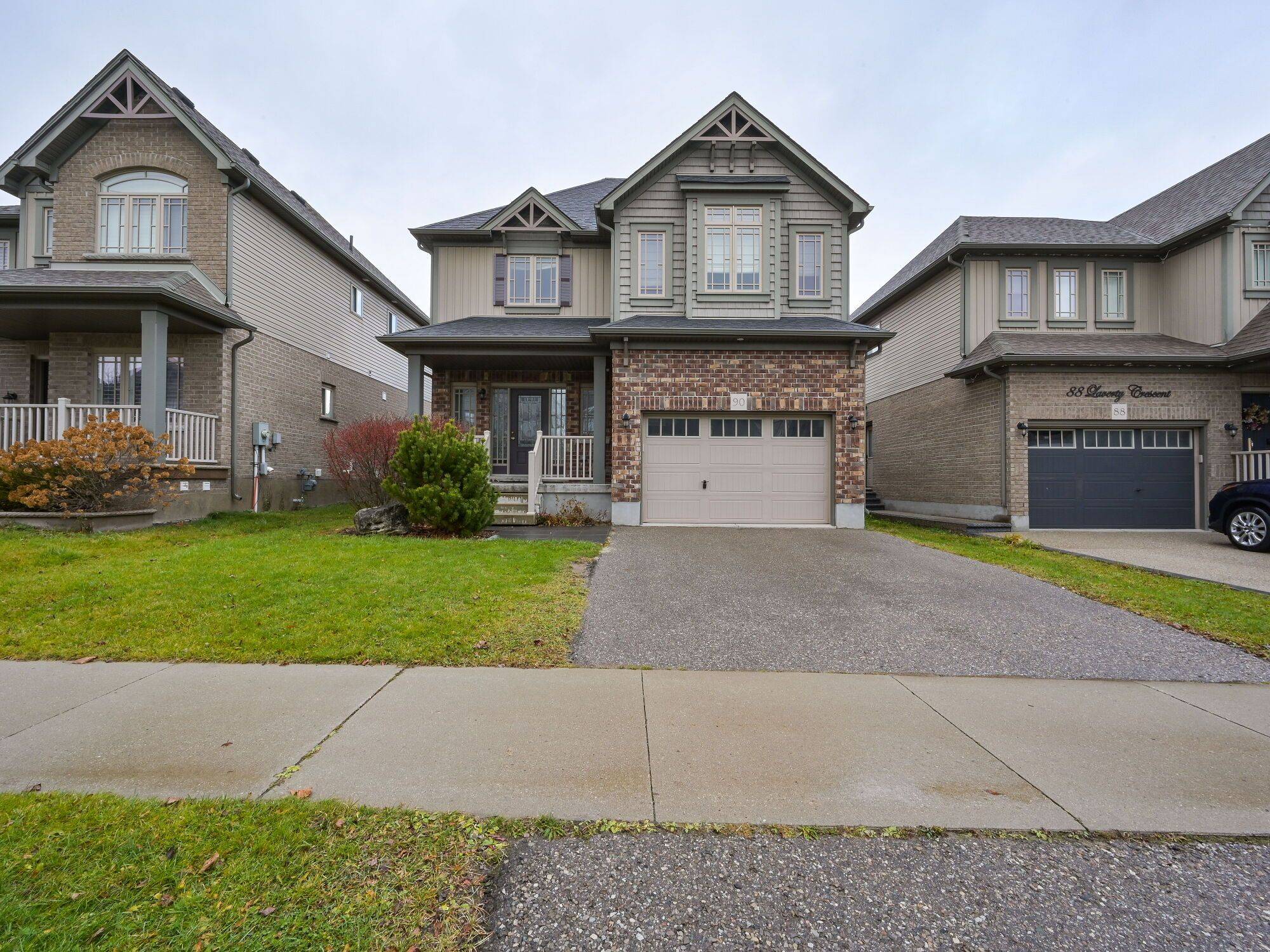 Orangeville, ON L9W 6R7,90 Laverty CRES