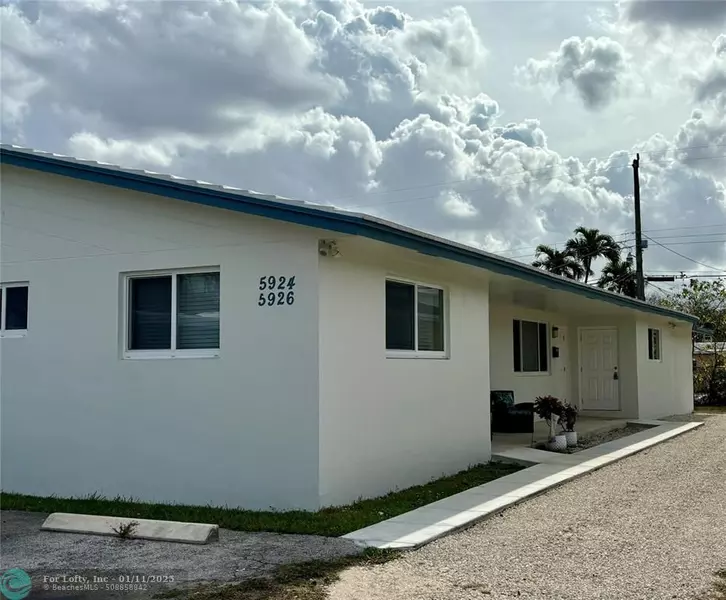 5926 Grant St, Hollywood, FL 33021