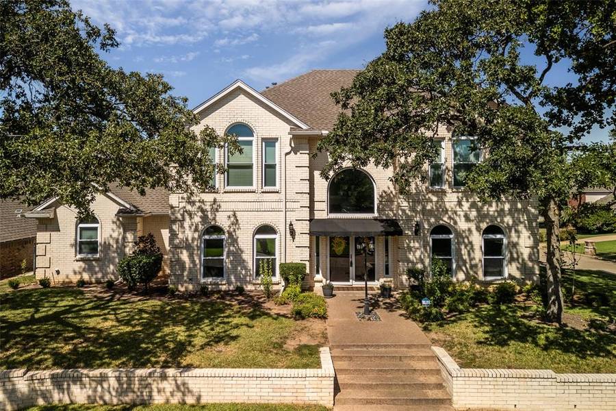 5210 Saratoga Lane, Arlington, TX 76017