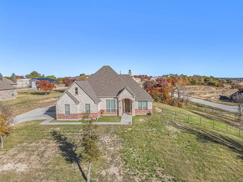 1009 Delton Drive, Springtown, TX 76082