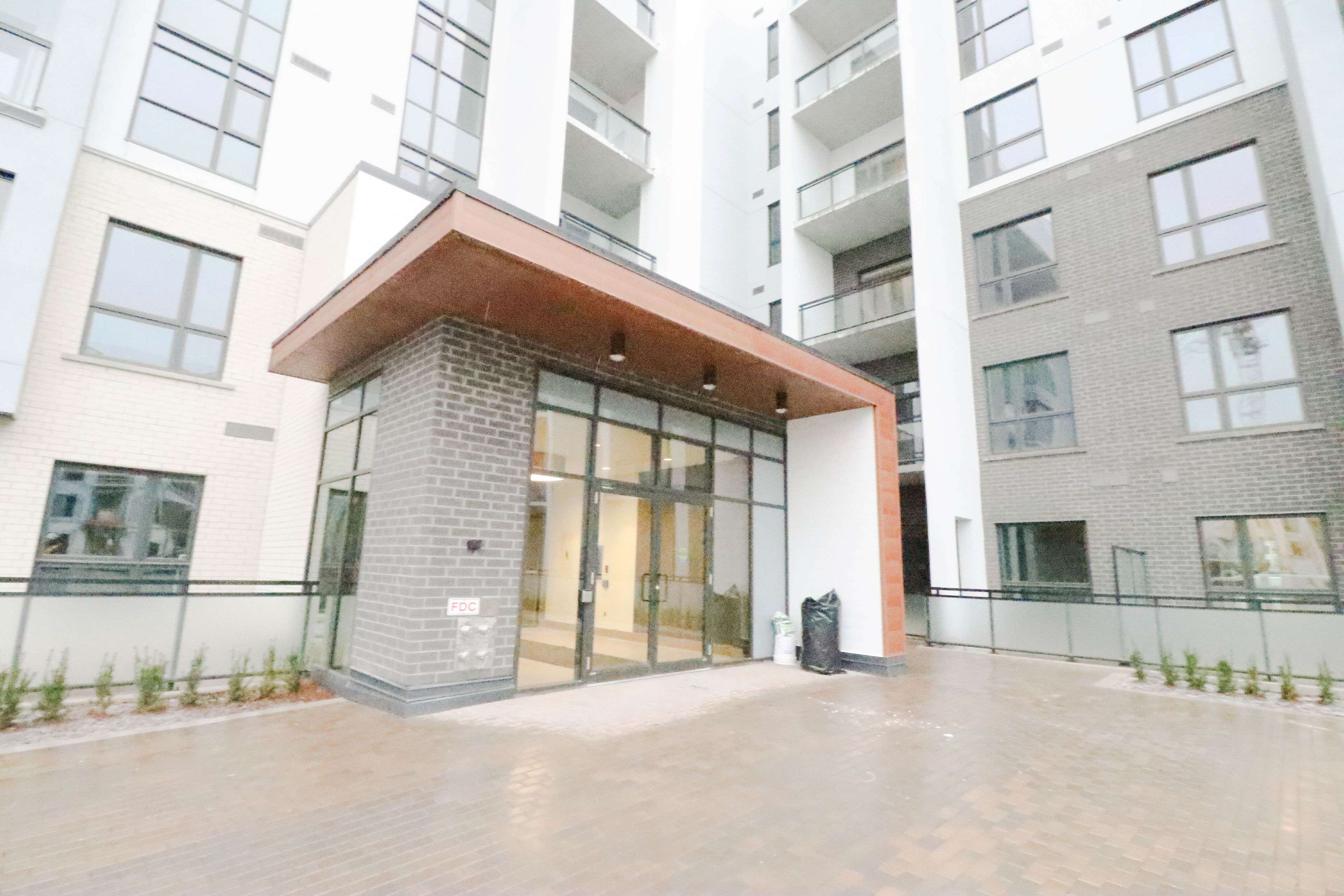 Milton, ON L9T 2X5,460 Gordon Krantz AVE #118