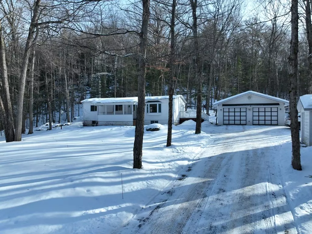 Muskoka, ON P1H 2J6,1526 North Portage RD