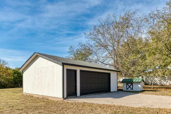 Azle, TX 76020,6081 Timber Trail