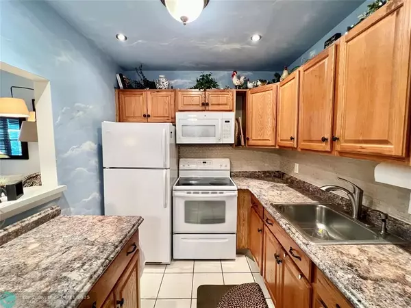 Deerfield Beach, FL 33442,162 Prescott H  #162