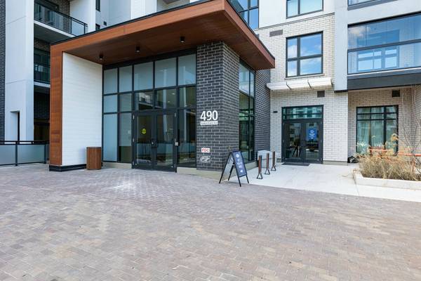 490 GORDON KRANTZ AVE #407, Milton, ON L9T 2X5