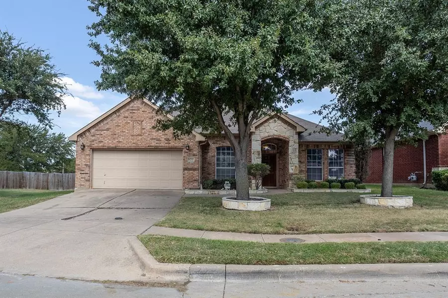 8233 Mccain Drive, Dallas, TX 75249