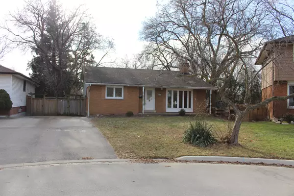 Burlington, ON L7N 3E8,664 Chestnut PL