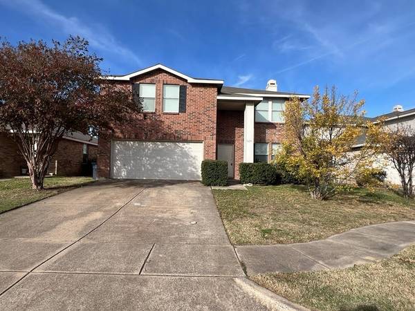 5609 Camarillo Drive, Fort Worth, TX 76244