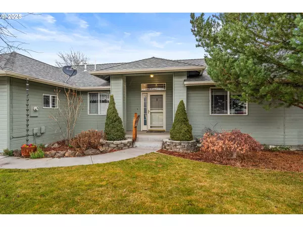 Redmond, OR 97756,620 NW 22ND ST