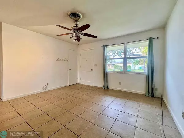 Cooper City, FL 33328,9440 SW 51st St