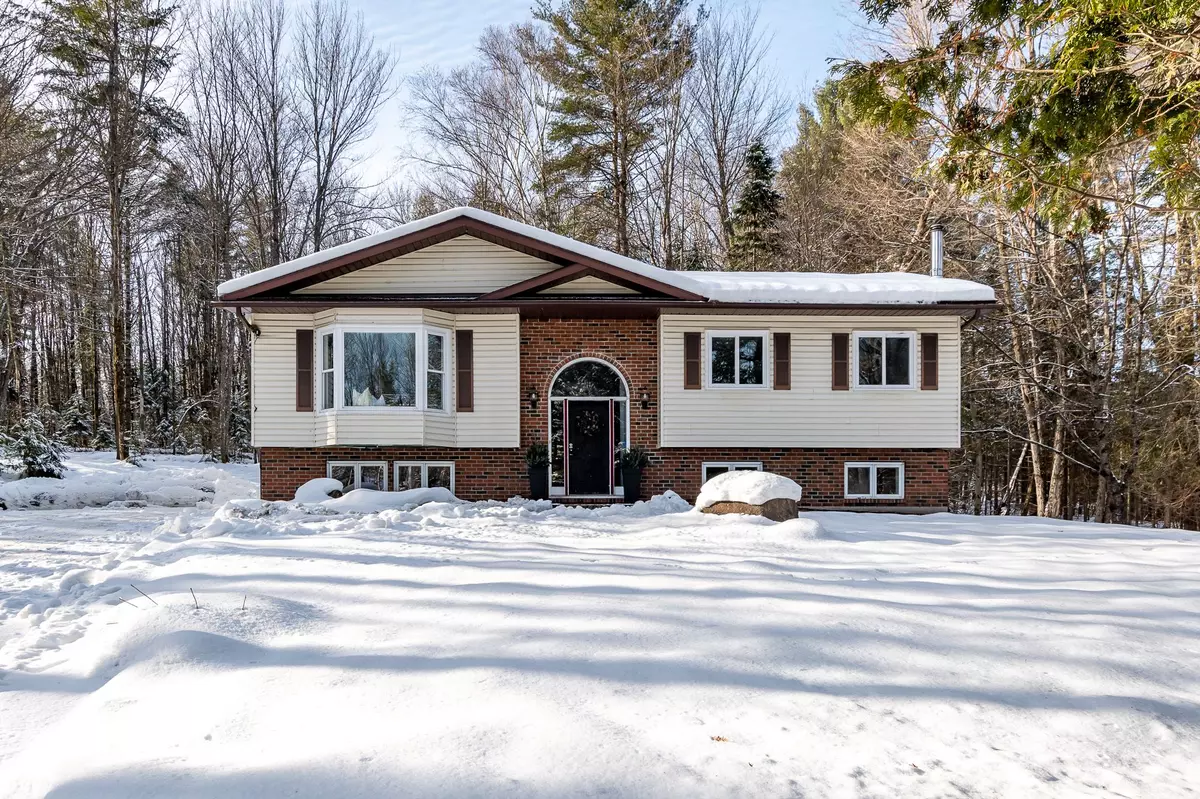 Muskoka, ON P1H 2N5,556 South Waseosa Lake RD