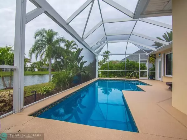 Vero Beach, FL 32968,1055 Quail Ct SW