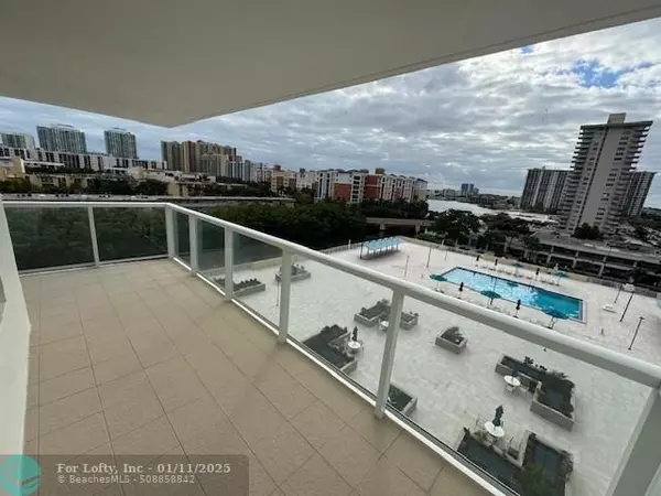 Sunny Isles Beach, FL 33160,230 174th St  #814