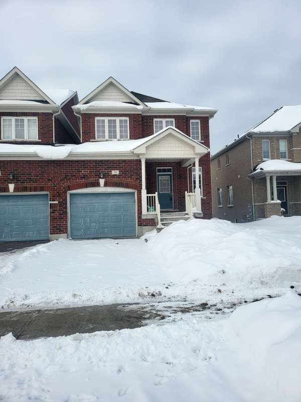 50 Forsyth CRES, Barrie, ON L4N 6R1