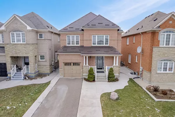 6 Lightcatcher CIR, Brampton, ON L6P 3P6