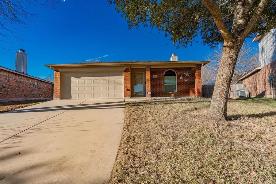 10366 Ector Drive, Fort Worth, TX 76108