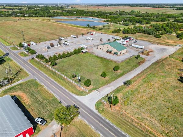 1901 N Old Hwy 81, Ninnekah, OK 73067
