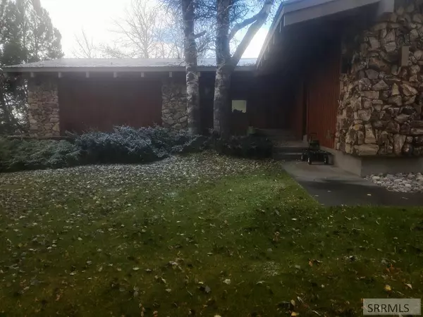 253 S Mill Hollow Drive, Rexburg, ID 83440