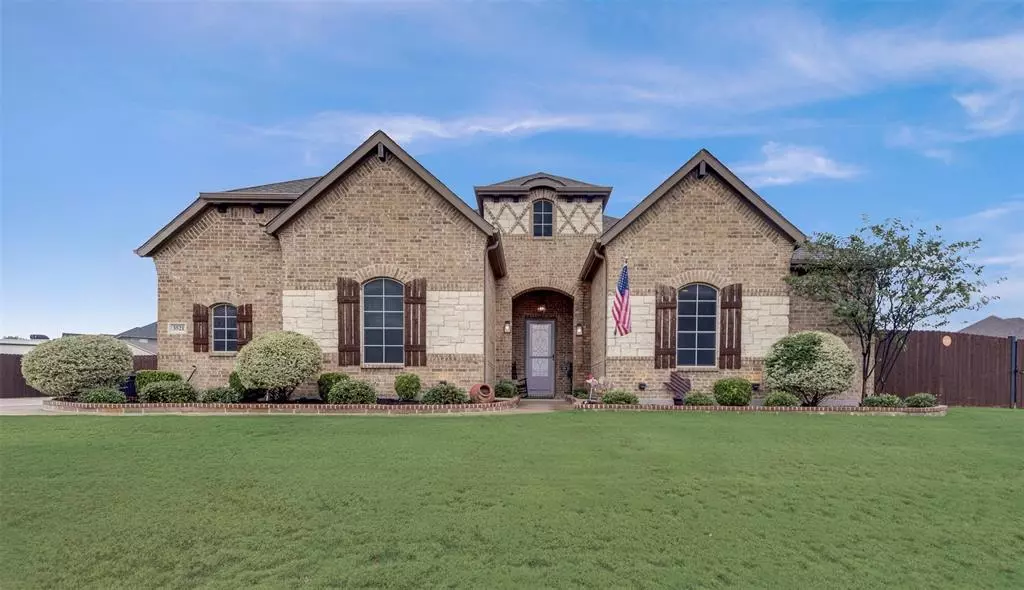 3521 Laurenwood Drive, Crowley, TX 76036