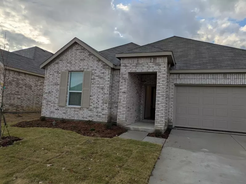 5008 High Timbers Way, Princeton, TX 75407