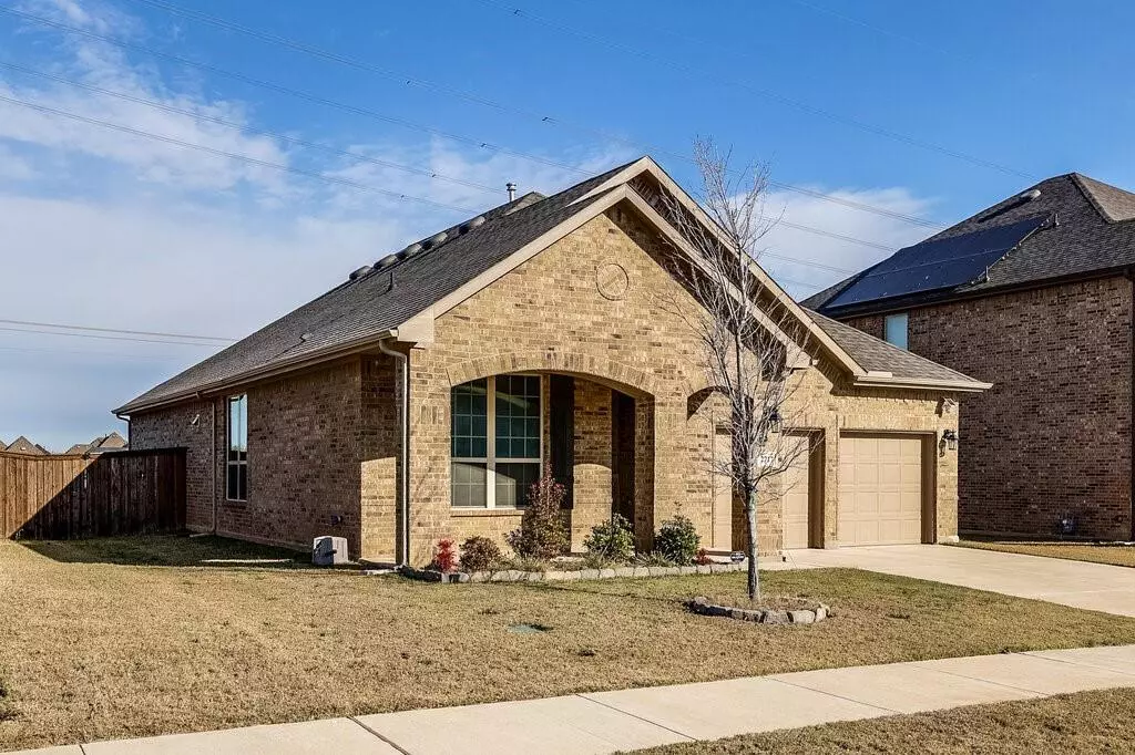 Arlington, TX 76001,2717 Lazy Pine Lane