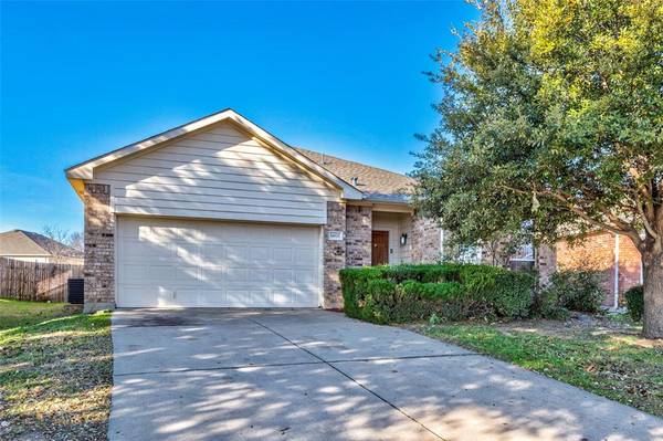 14021 Coyote Trail, Fort Worth, TX 76052