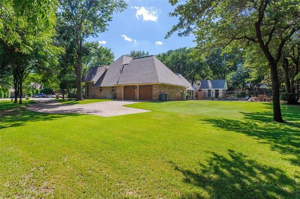 Southlake, TX 76092,950 Ginger Court