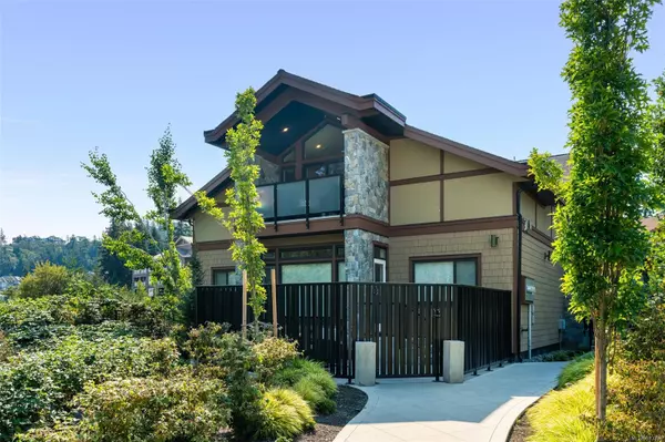 2045 Country Club Way #201, Langford, BC V9B 6R3